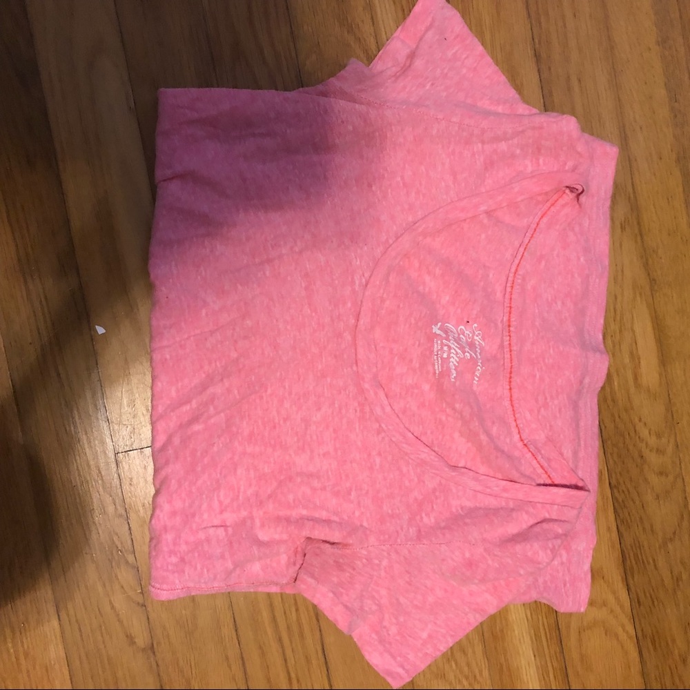 American Eagle pink Scoop neck T